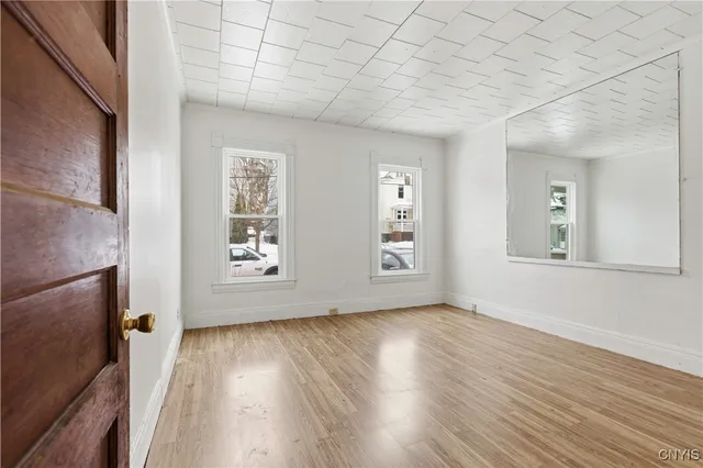 $1,675 | 344-46 Bryant Avenue, Unit 46, Syracuse, NY 13204