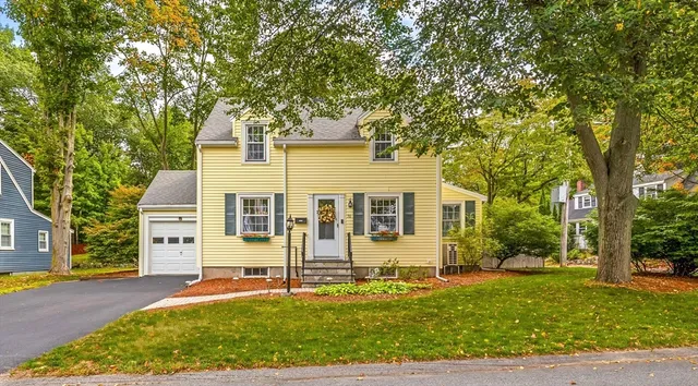 $729,900 | 70 Meriam Street, Wakefield, MA 01880