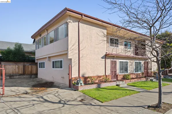$1,400,000 | 2727 McGee Avenue, Berkeley, CA 94703