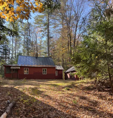 $499,000 | 31 Post Pond Lane, Lyme, NH 03768