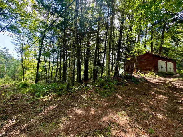 $499,000 | 31 Post Pond Lane, Lyme, NH 03768