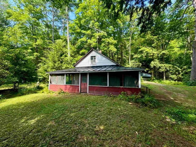 $499,000 | 31 Post Pond Lane, Lyme, NH 03768