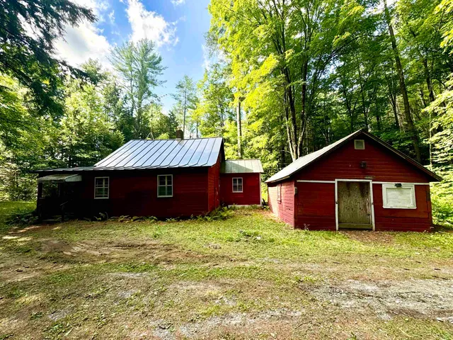 $499,000 | 31 Post Pond Lane, Lyme, NH 03768