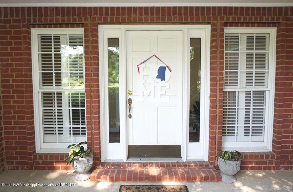 1800 Country Club Road Senatobia, MS 38668 - Photo 3 of 61 DSC01925 - Copy