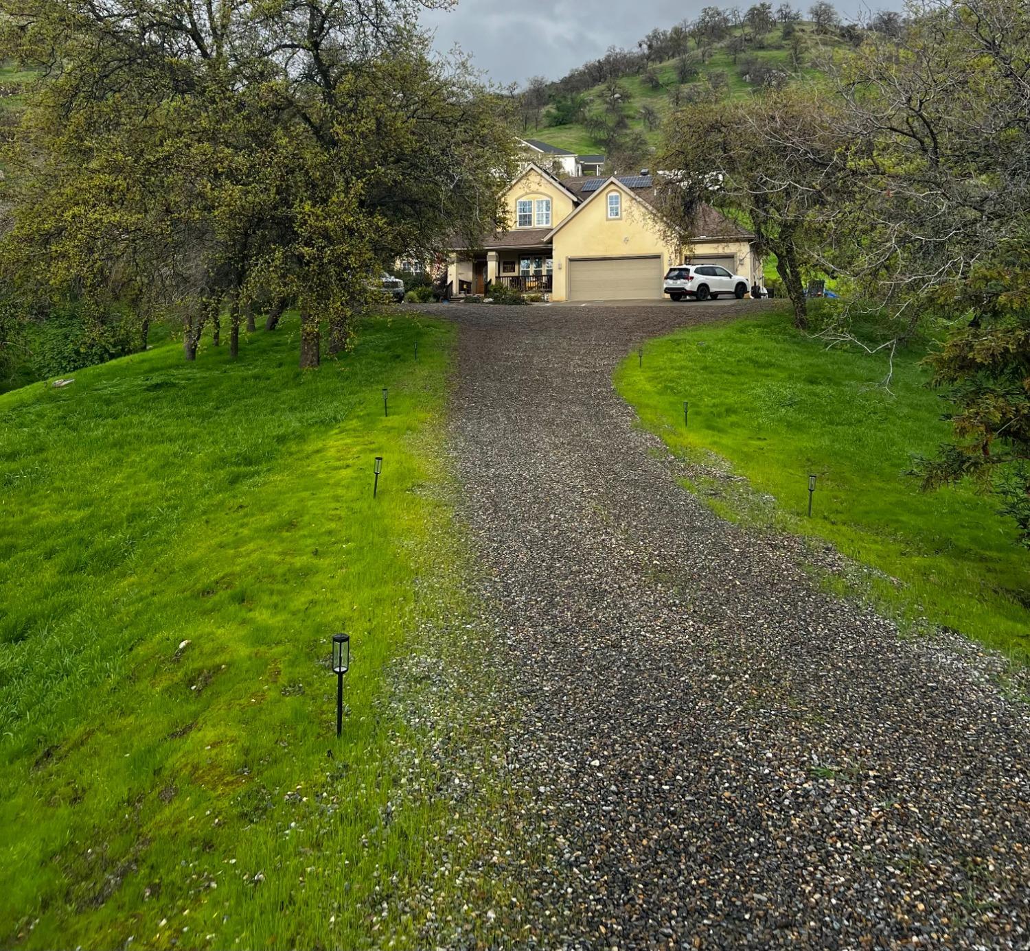 42072 Corral Drive Three Rivers, CA 93271 - Photo 4 of 59 8723cf70-85d6-460a-9997-2f8e86c93927