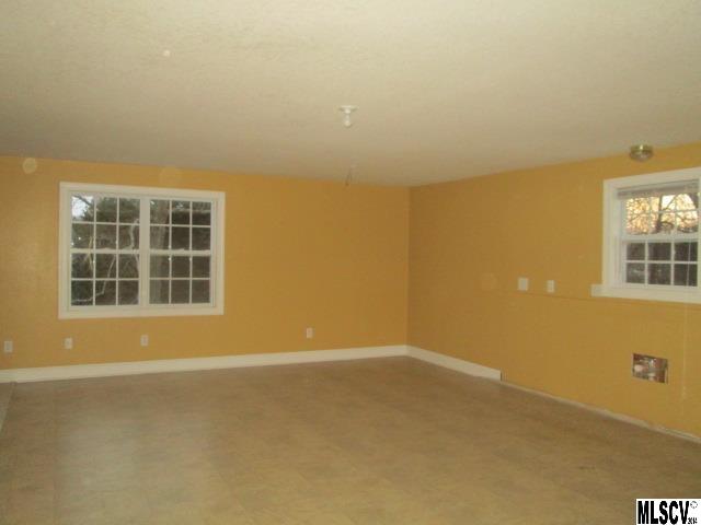 4122 Old Buff Road Hickory, NC 28602 - Photo 11 of 25 Gallery Image 11