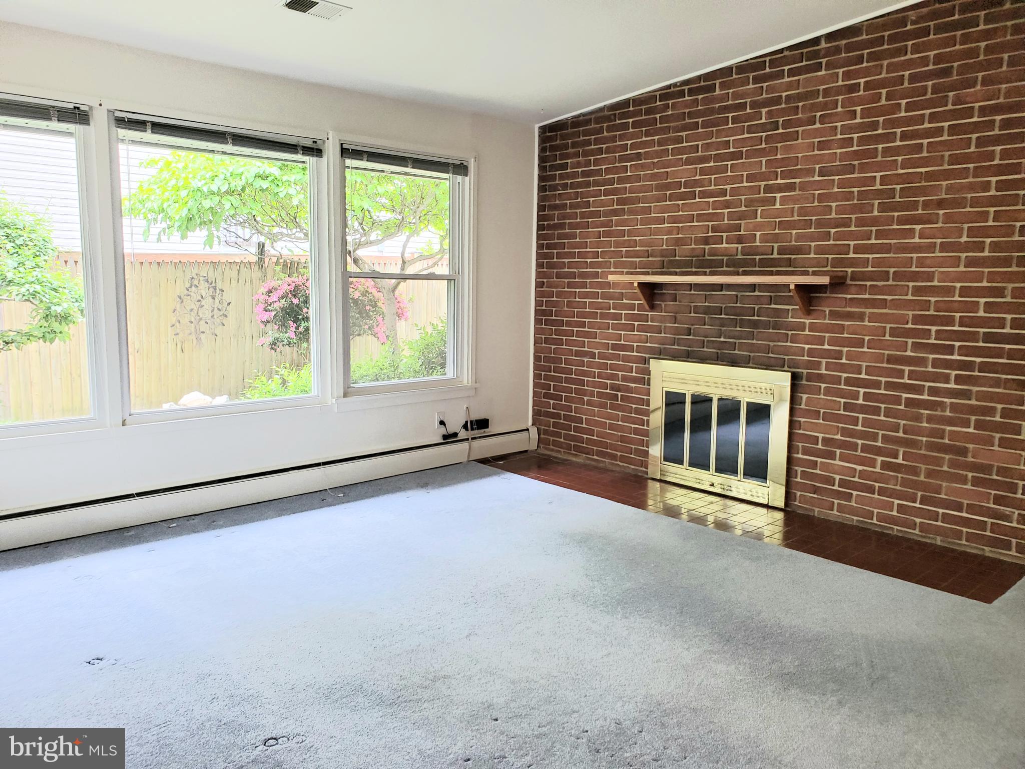 7129 Alger Road Falls Church, VA 22042 - Photo 11 of 22 Living rm with wood burning Fireplace