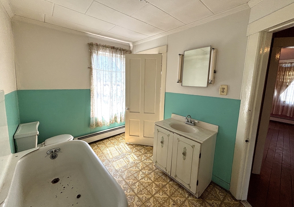 84 West Main Street Ware, MA 01082 - Photo 23 of 41 Gallery Image 23