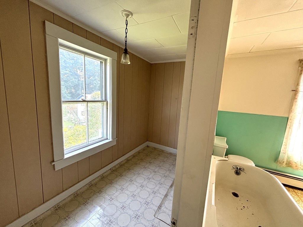 84 West Main Street Ware, MA 01082 - Photo 24 of 41 Gallery Image 24