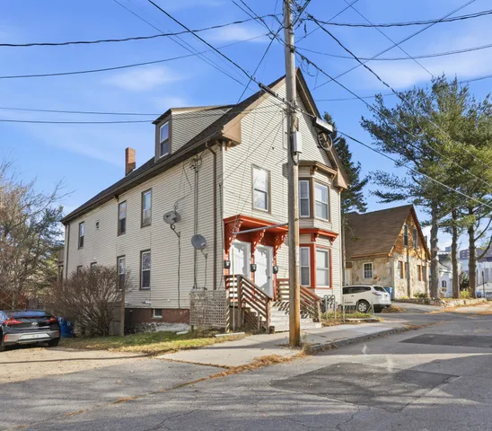 $740,000 | 7 Cherry Street, Portland, ME 04102
