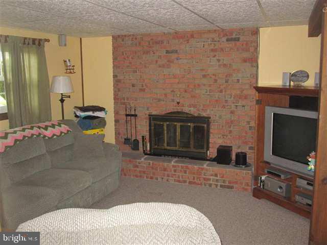 1042 Pecks Road Middletown, PA 17057 - Photo 17 of 25 Gallery Image 17