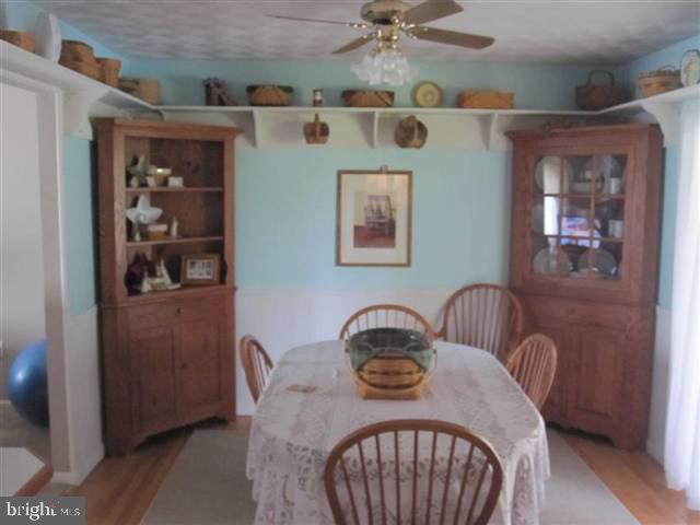 1042 Pecks Road Middletown, PA 17057 - Photo 3 of 25 Gallery Image 3