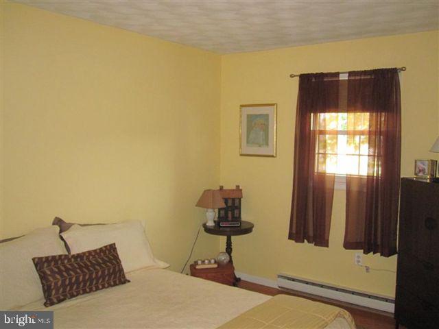 1042 Pecks Road Middletown, PA 17057 - Photo 6 of 25 Gallery Image 6