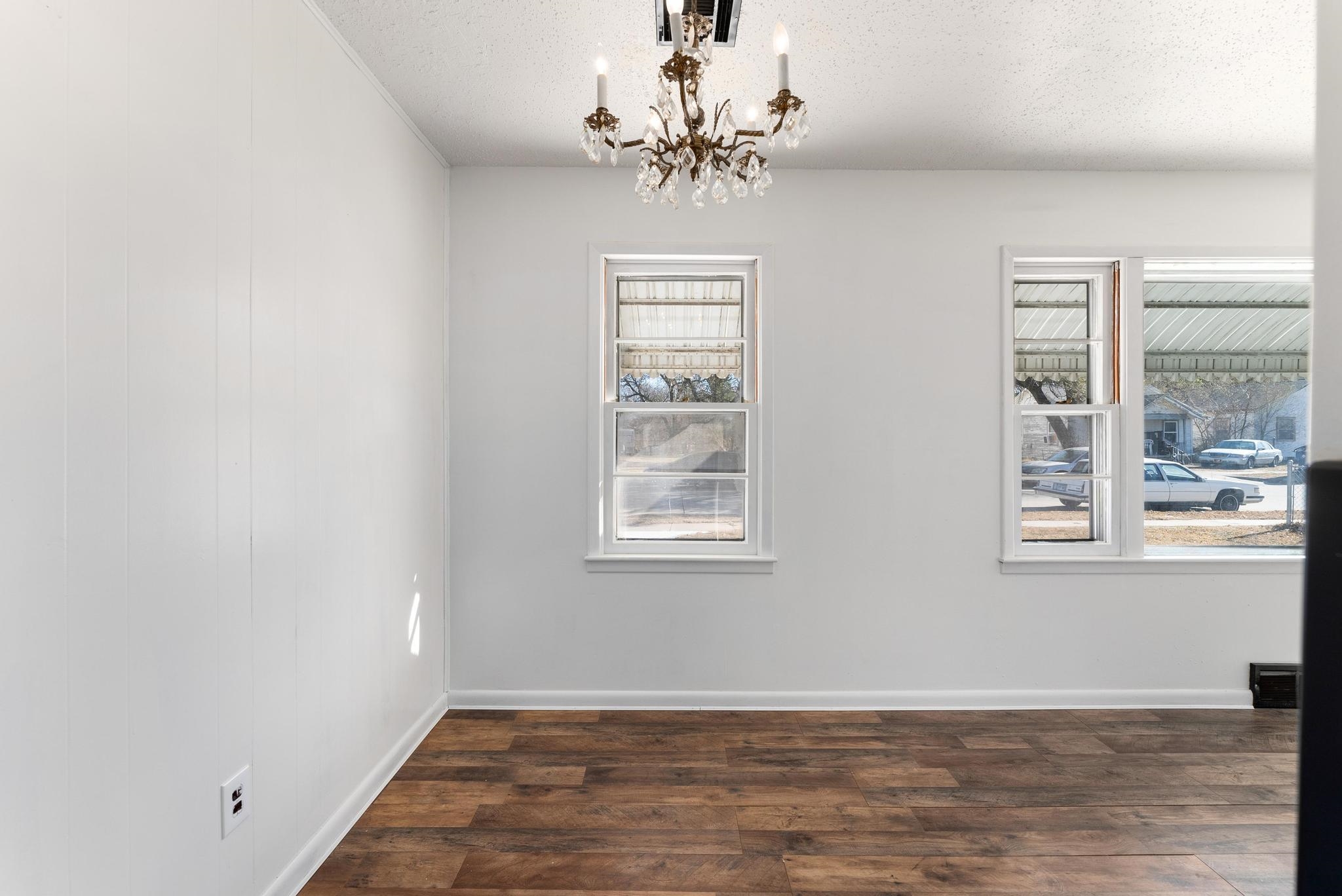 1239 North Ash Street Wichita, KS 67214 - Photo 13 of 35