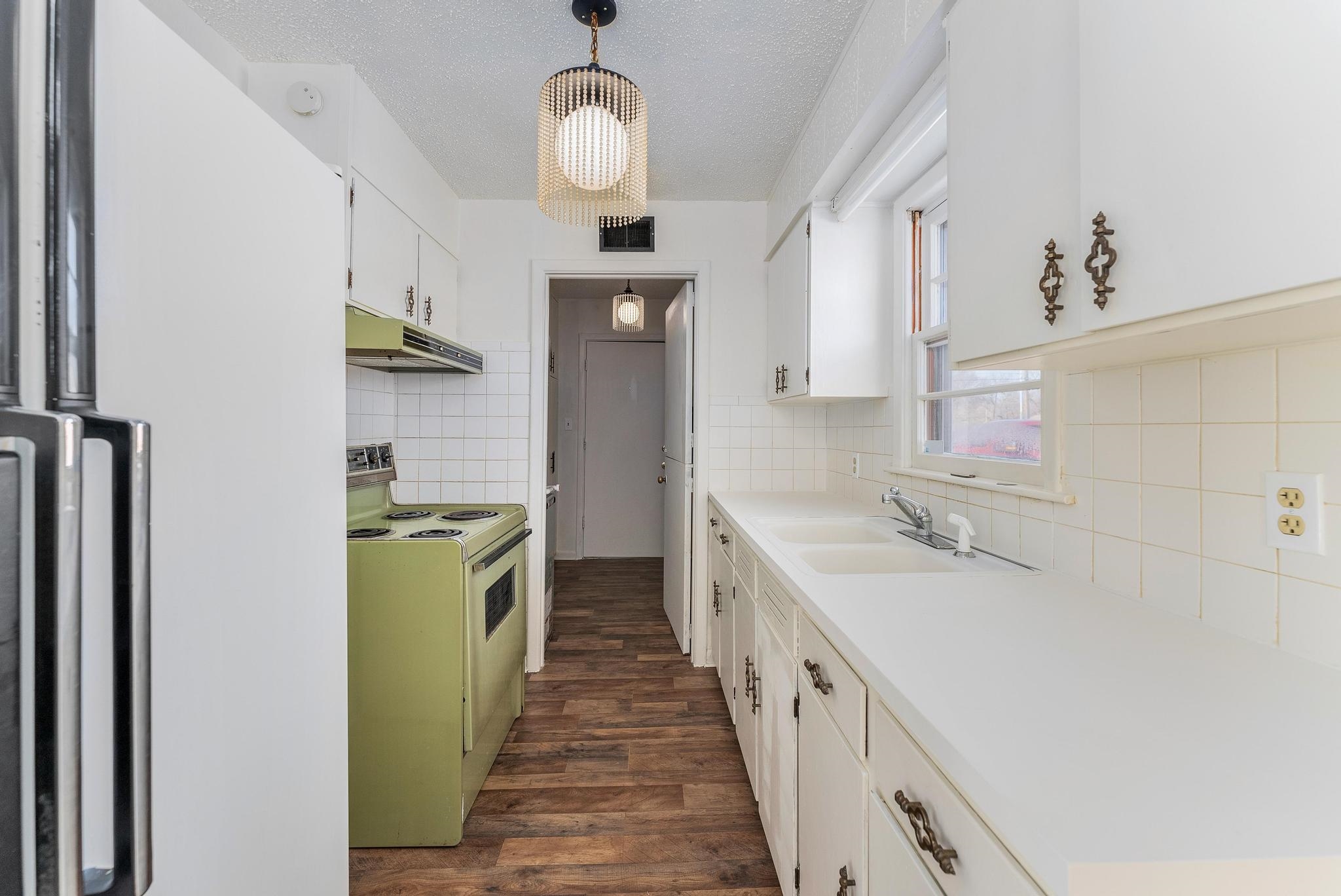 1239 North Ash Street Wichita, KS 67214 - Photo 14 of 35