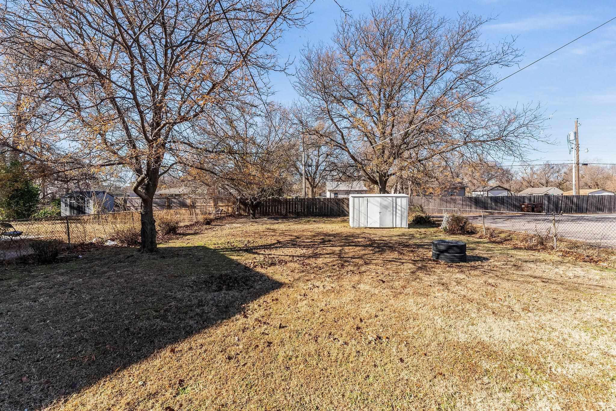 1239 North Ash Street Wichita, KS 67214 - Photo 30 of 35