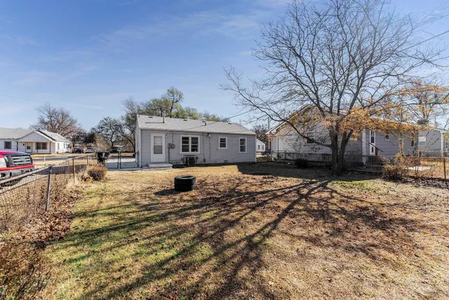 $110,000 | 1239 North Ash Street, Wichita, KS 67214