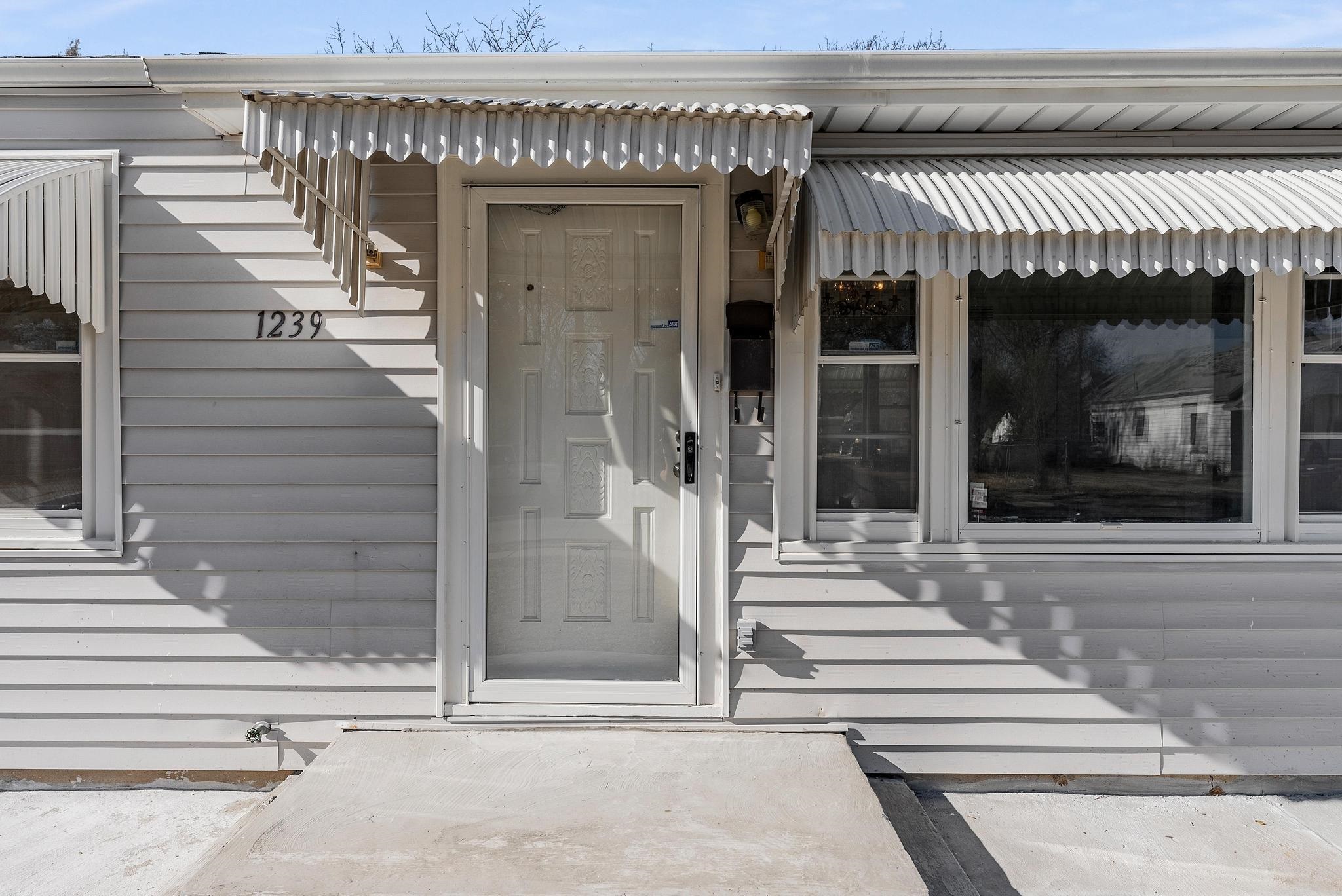 1239 North Ash Street Wichita, KS 67214 - Photo 8 of 35