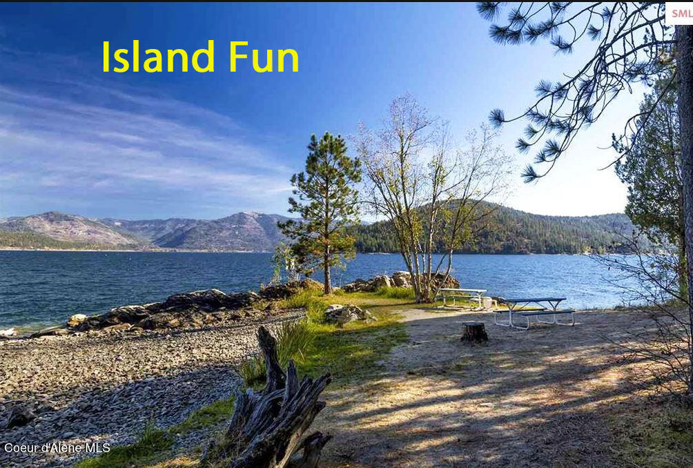 Nka Blue Grouse Road Sagle, ID 83860 - Photo 14 of 41 Island fun