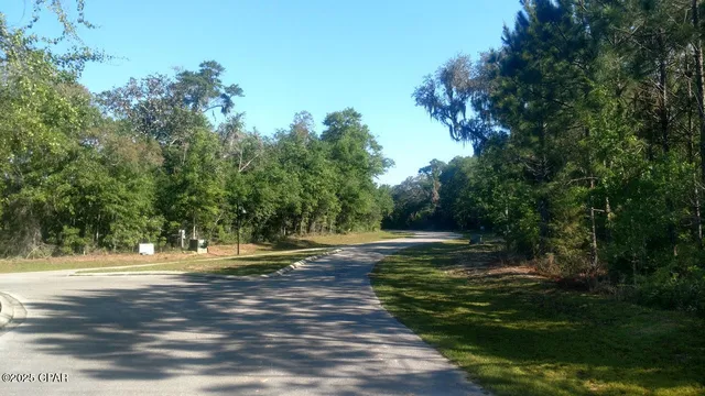 $199,500 | 9910 Summer Creek Drive, Southport, FL 32409