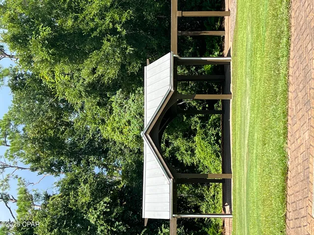 $199,500 | 9910 Summer Creek Drive, Southport, FL 32409