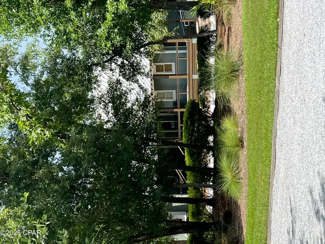 $199,500 | 9910 Summer Creek Drive, Southport, FL 32409