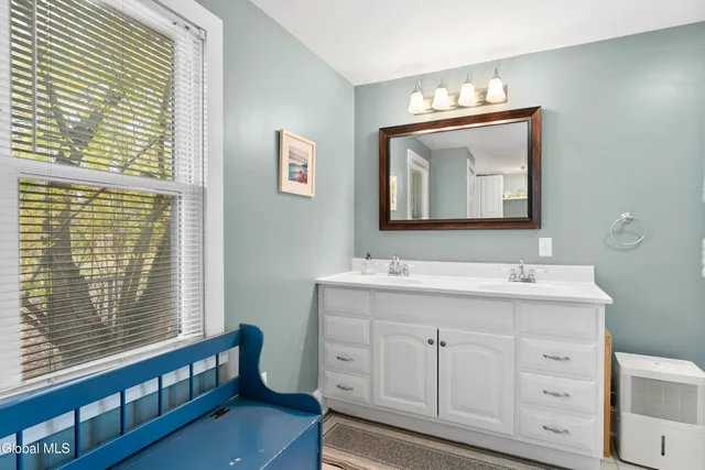 $259,000 | 10 Caroline Street, Queensbury, NY 12804