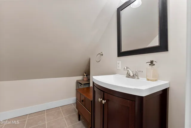 $259,000 | 10 Caroline Street, Queensbury, NY 12804