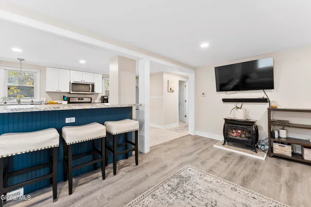 $259,000 | 10 Caroline Street, Queensbury, NY 12804