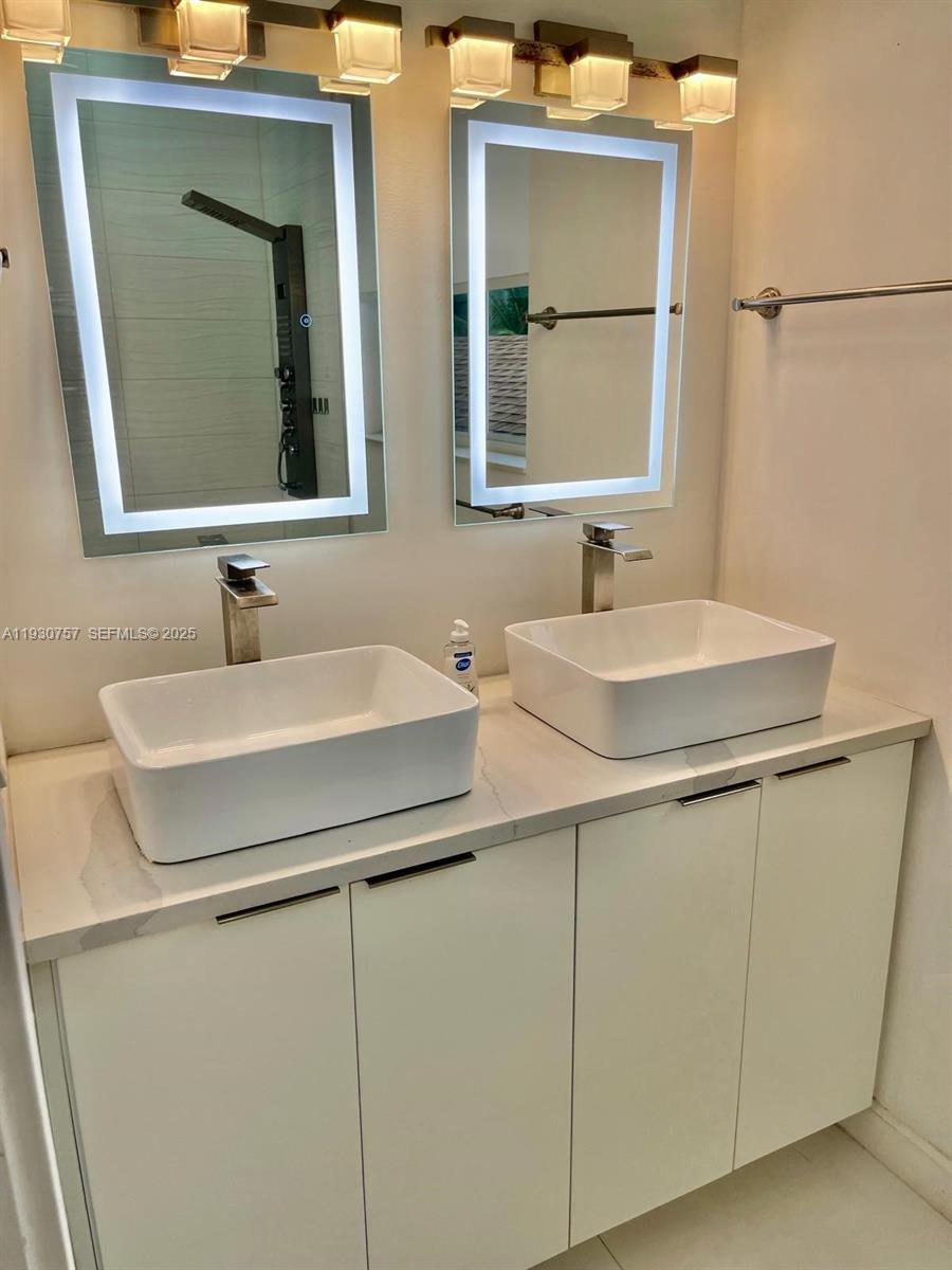 1232 Southwest 17th Terrace, Unit B Miami, FL 33145 - Photo 14 of 19