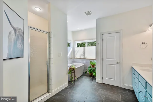 $3,800 | 708 Irvine Bank Lane, Purcellville, VA 20132