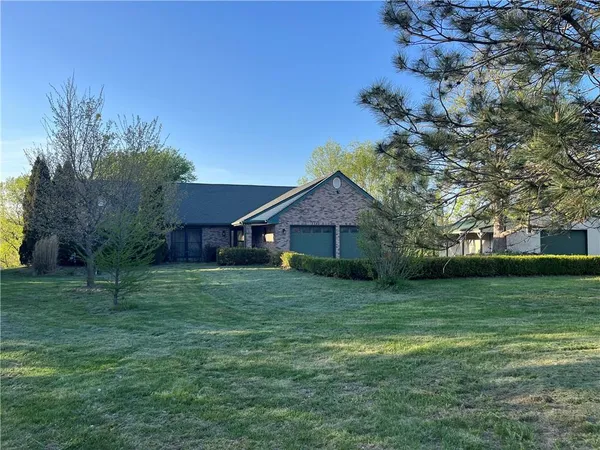 $480,000 | 10306 Southwest State Rte Jj, St. Joseph, MO 64504