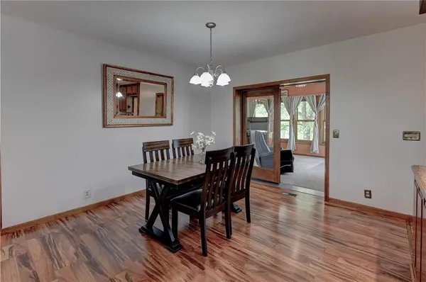 $480,000 | 10306 Southwest State Rte Jj, St. Joseph, MO 64504