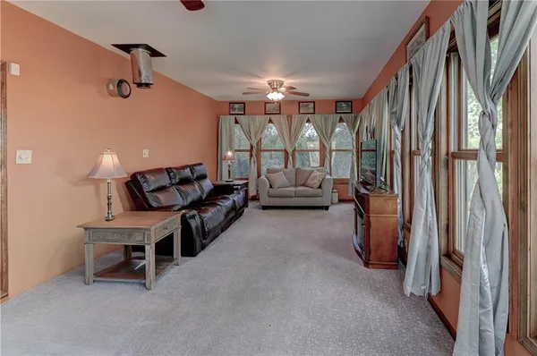 $480,000 | 10306 Southwest State Rte Jj, St. Joseph, MO 64504
