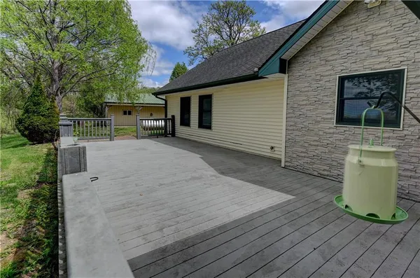 $480,000 | 10306 Southwest State Rte Jj, St. Joseph, MO 64504