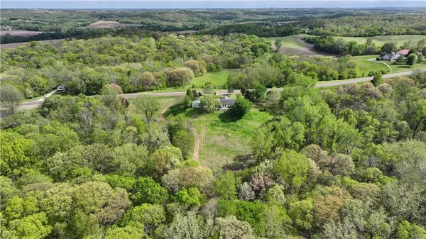 $480,000 | 10306 Southwest State Rte Jj, St. Joseph, MO 64504