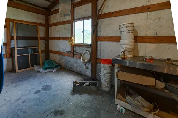 $480,000 | 10306 Southwest State Rte Jj, St. Joseph, MO 64504