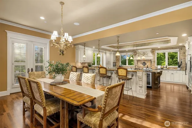 $9,950,000 | 8638 Northeast 19th Place, Clyde Hill, WA 98004