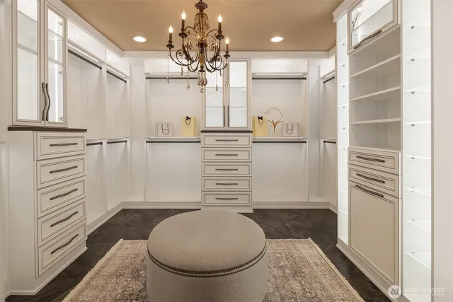 $9,950,000 | 8638 Northeast 19th Place, Clyde Hill, WA 98004