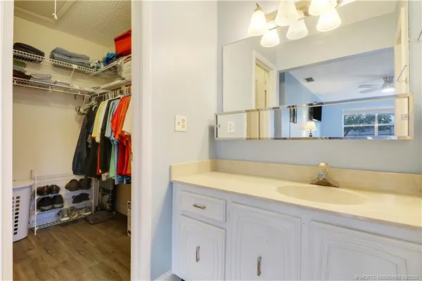 $1,300 | 211 Manatee Lane, Unit D, Fort Pierce, FL 34982