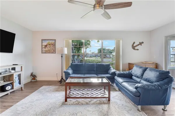 $1,300 | 211 Manatee Lane, Unit D, Fort Pierce, FL 34982