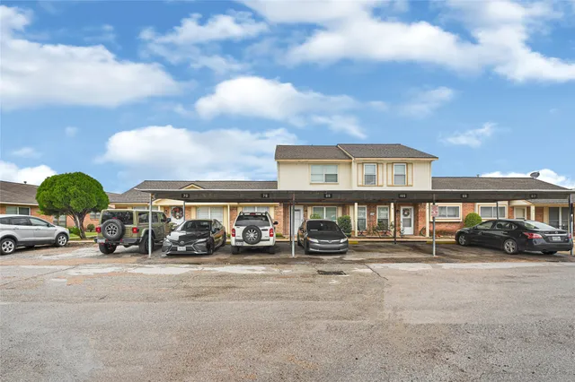 $109,000 | 3328 Burke Road, Unit 71, Pasadena, TX 77504