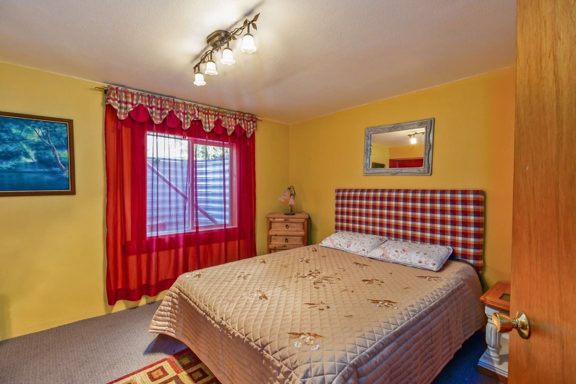 4634 Whittier Road Clayton, WA 99110 - Photo 11 of 20