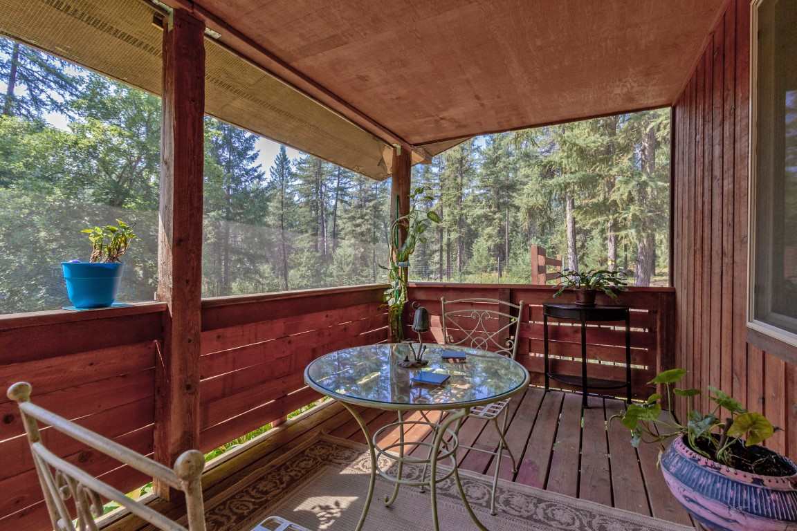 4634 Whittier Road Clayton, WA 99110 - Photo 5 of 20
