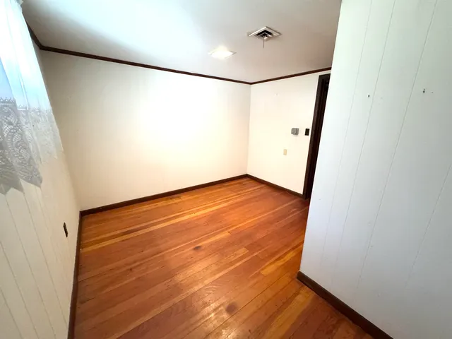 $299,000 | 2072 North Main Street, Londonderry, VT 05148