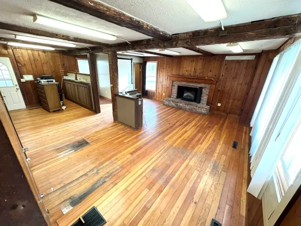 $299,000 | 2072 North Main Street, Londonderry, VT 05148