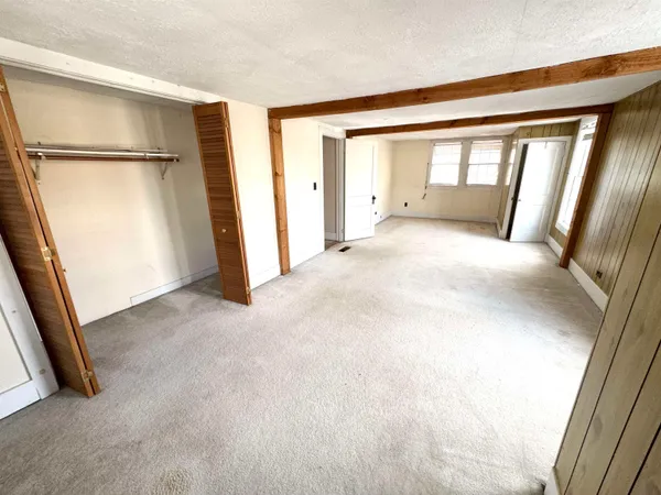 $299,000 | 2072 North Main Street, Londonderry, VT 05148