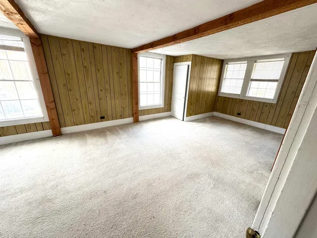 $299,000 | 2072 North Main Street, Londonderry, VT 05148