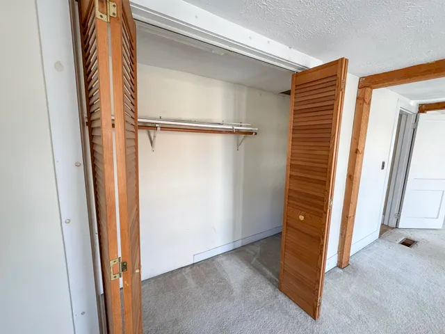 $299,000 | 2072 North Main Street, Londonderry, VT 05148