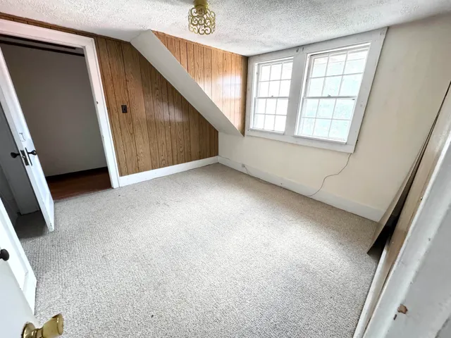 $299,000 | 2072 North Main Street, Londonderry, VT 05148